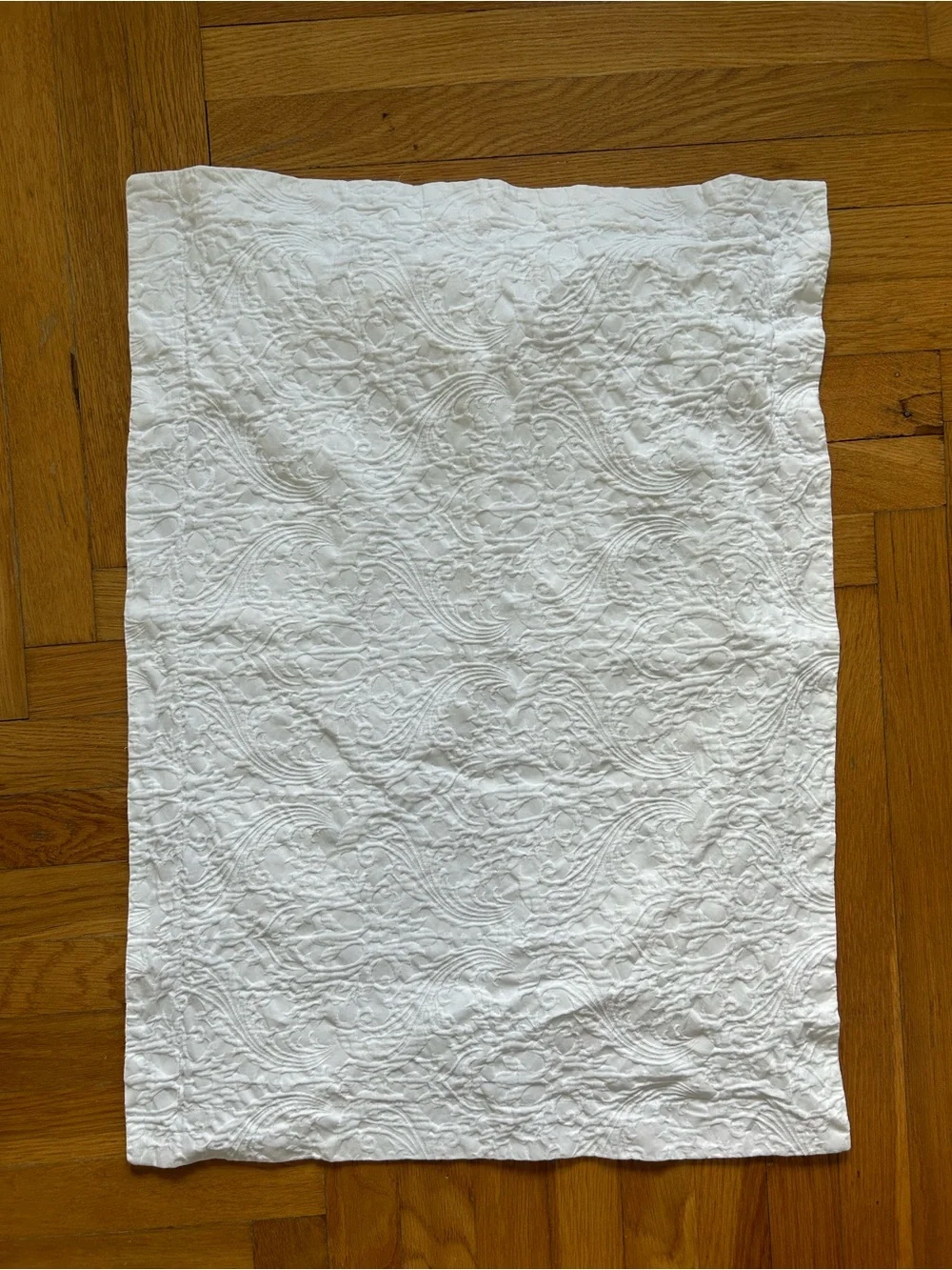 Indigo Collection White Cotton Pillowcases